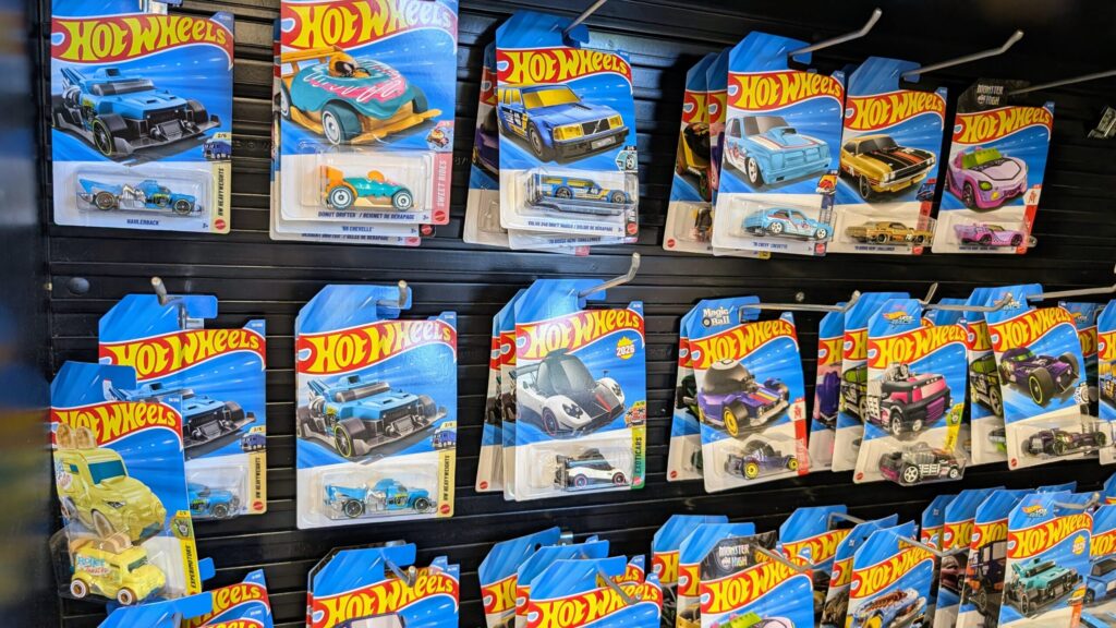 Hot Wheels車のおもちゃ